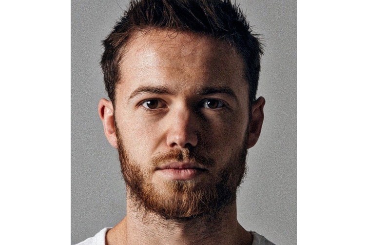 Tom Ainsley Tom Ainsley