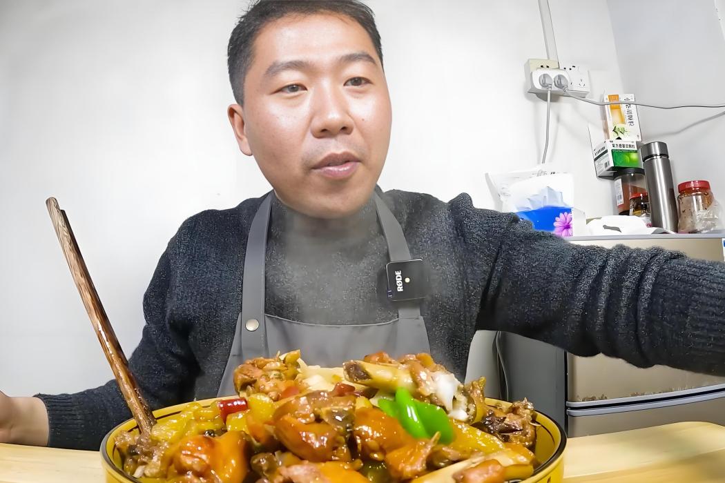 哥倆美食(抖音創作者) 哥倆美食(抖音創作者)