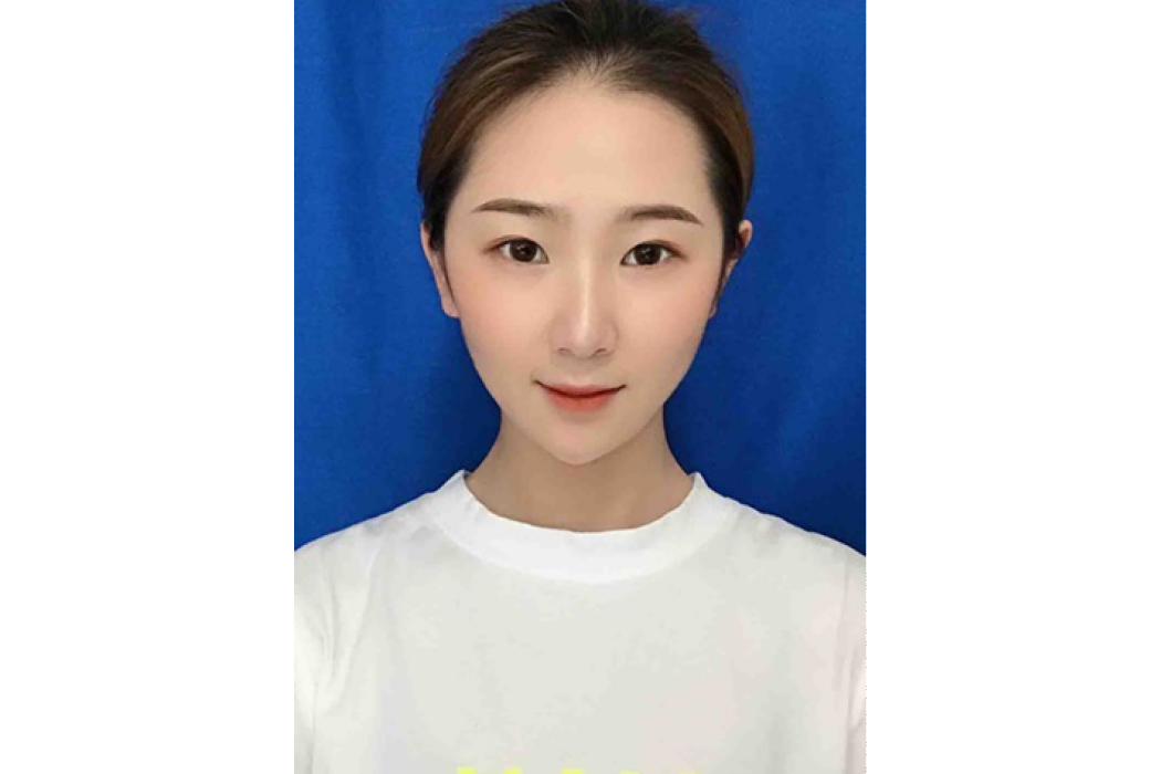 李金妍 李金妍