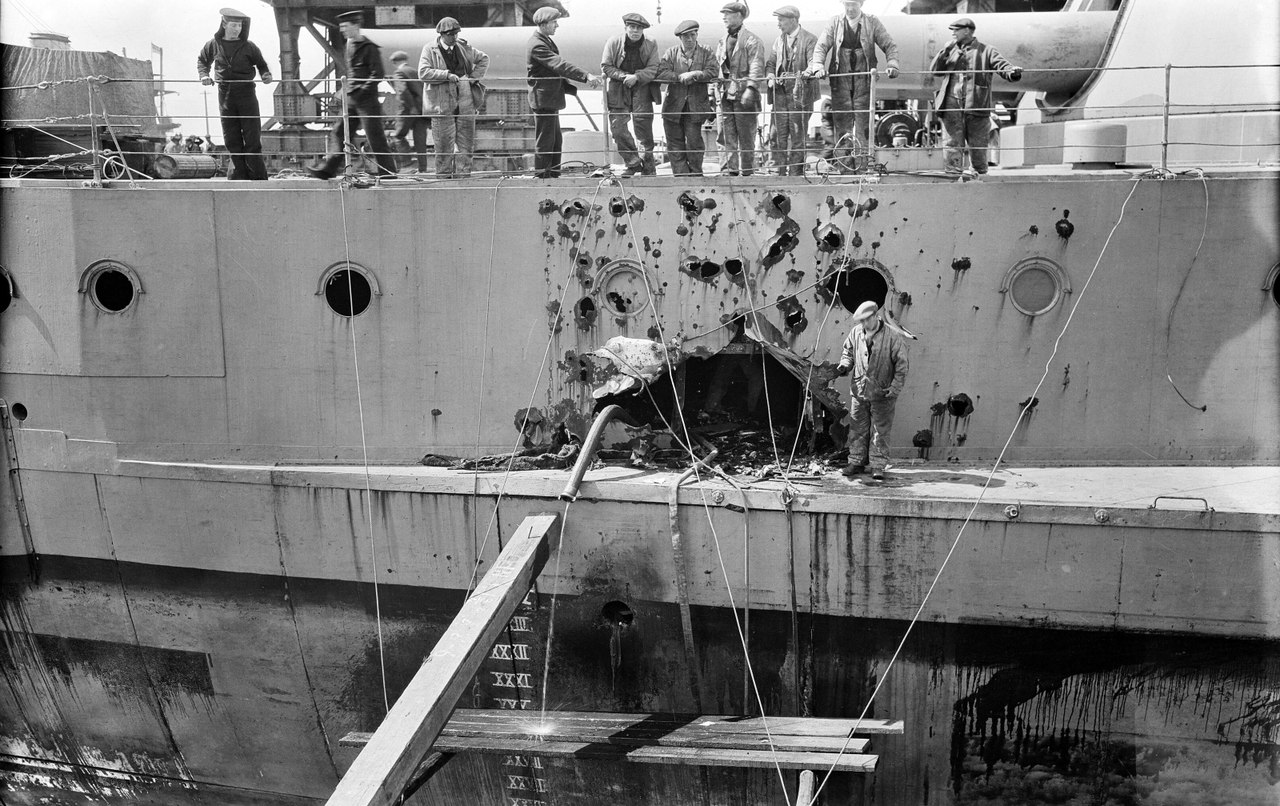 日德蘭海戰中被擊傷的厭戰號