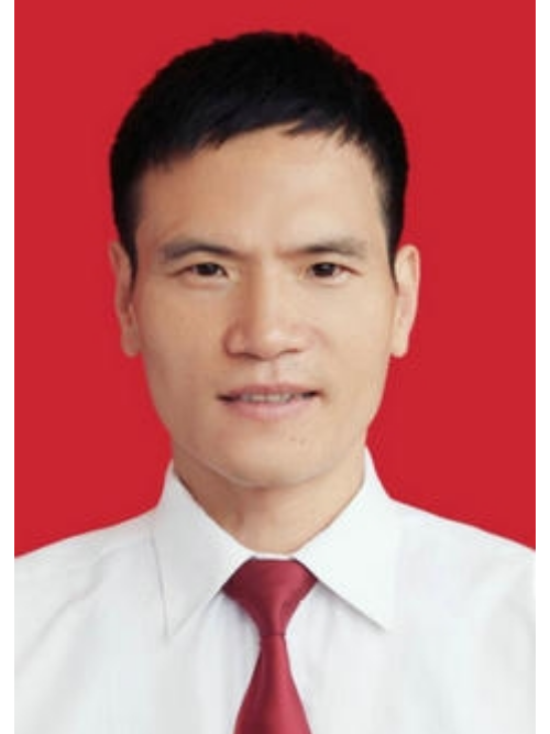 張明榮(江西省鷹潭市紀委監委駐市生態環境局紀檢監察組組長) 張明榮(江西省鷹潭市紀委監委駐市生態環境局紀檢監察組組長)