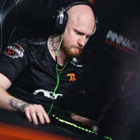 Fnatic(FNC(FNC戰隊)) Fnatic(FNC(FNC戰隊))