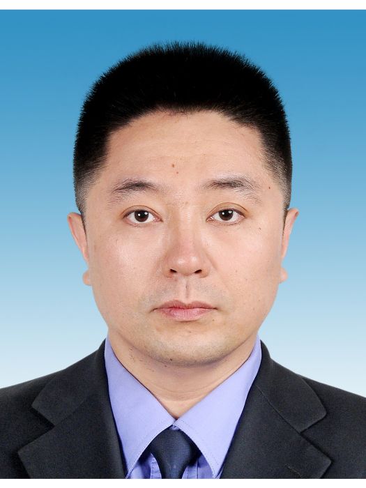 王君(山東省濟南市市中區自然資源局黨組成員、副局長) 王君(山東省濟南市市中區自然資源局黨組成員、副局長)