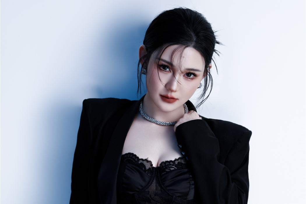 嘉嘉(中國內地女歌手) 嘉嘉(中國內地女歌手)