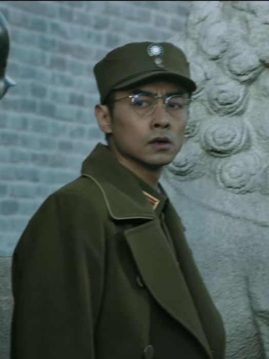 鄭忠(抗戰片《倖存者1937》中的角色) 鄭忠(抗戰片《倖存者1937》中的角色)