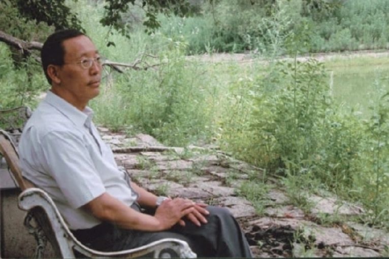 胡樹(內蒙古大學外國語學院院長) 胡樹(內蒙古大學外國語學院院長)