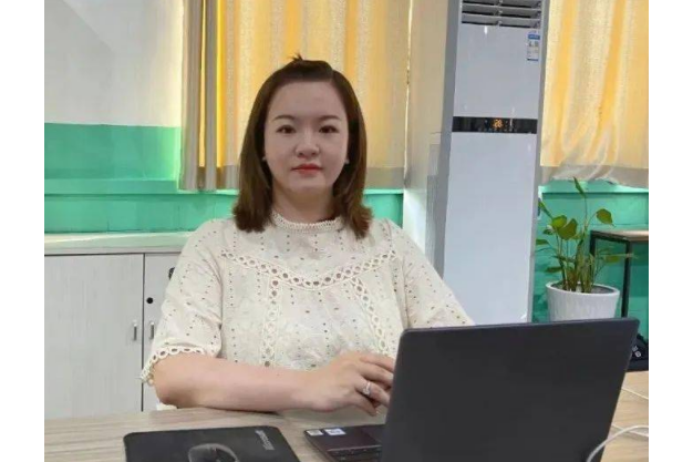 孟穎(荊州市紅葉針織服飾有限公司工作人員) 孟穎(荊州市紅葉針織服飾有限公司工作人員)