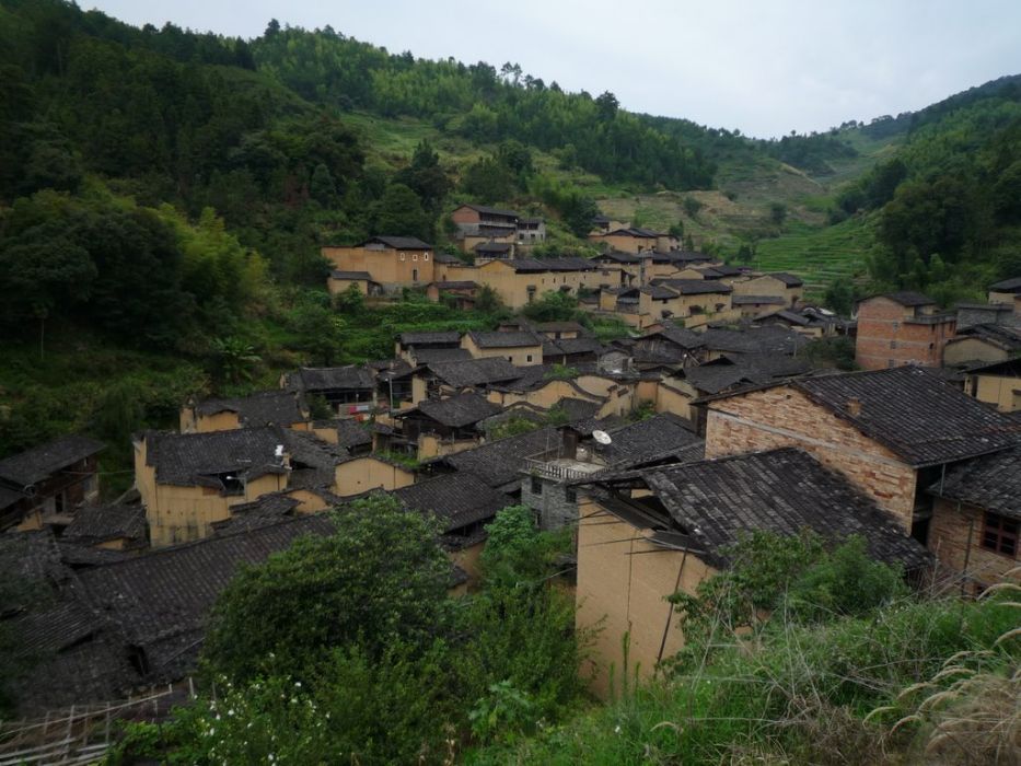 周佳山村 周佳山村