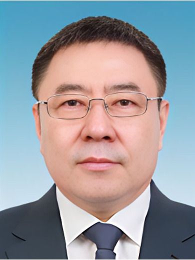胡大鵬(雲南省人民政府副省長、黨組成員,省公安廳廳長兼督察長、黨委書記,省委政法委副書記) 胡大鵬(雲南省人民政府副省長、黨組成員,省公安廳廳長兼督察長、黨委書記,省委政法委副書記)