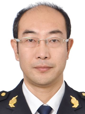 劉震(山東省淄博市生態環境局博山分局黨組成員、副局長、二級主任科員) 劉震(山東省淄博市生態環境局博山分局黨組成員、副局長、二級主任科員)