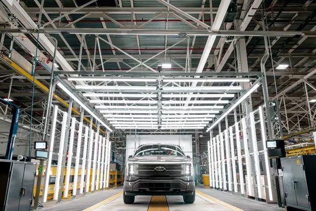 福特 f-150 lightning 福特 f-150 lightning