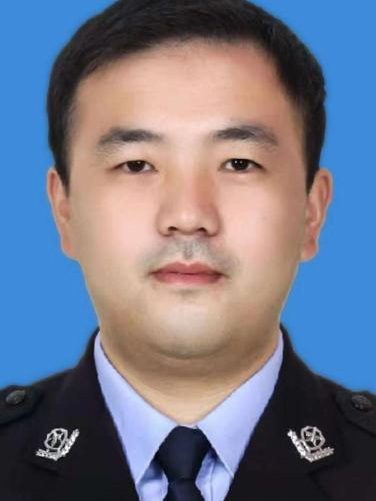 劉力強(江西省上饒市信州區人民政府副區長、上饒市公安局信州分局局長) 劉力強(江西省上饒市信州區人民政府副區長、上饒市公安局信州分局局長)