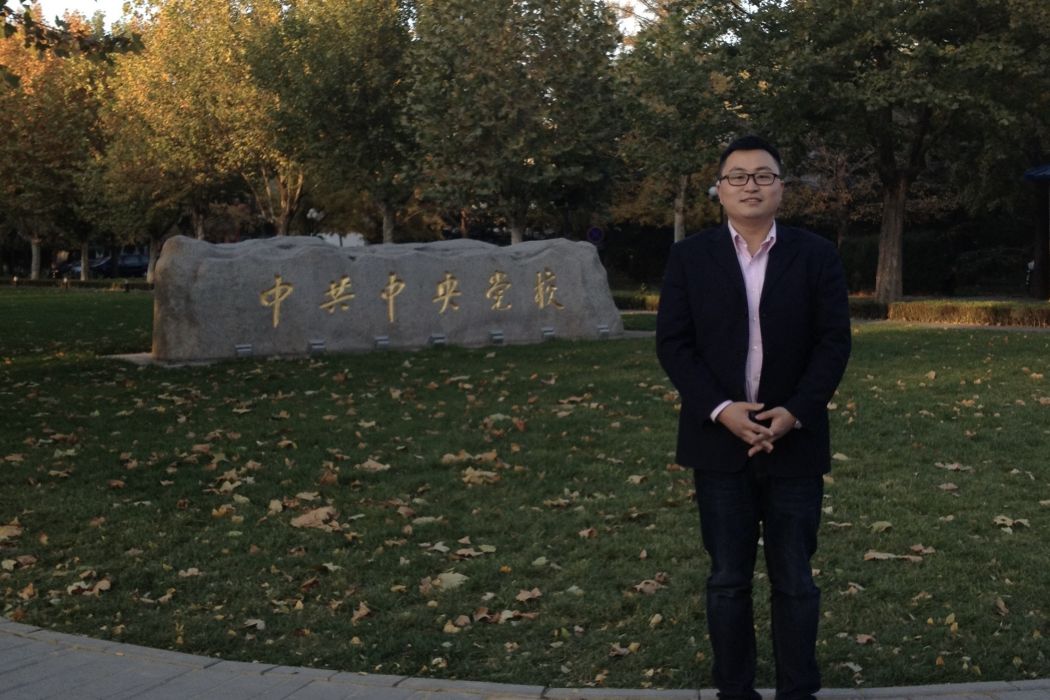 吳建興(中國計量大學經管學院副教授) 吳建興(中國計量大學經管學院副教授)
