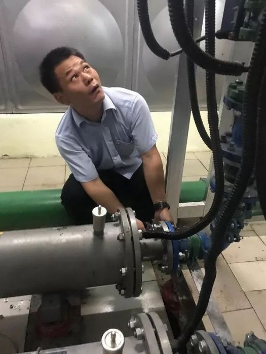 陳冬根(南京水務集團站庫管理所工程維修科副科長) 陳冬根(南京水務集團站庫管理所工程維修科副科長)
