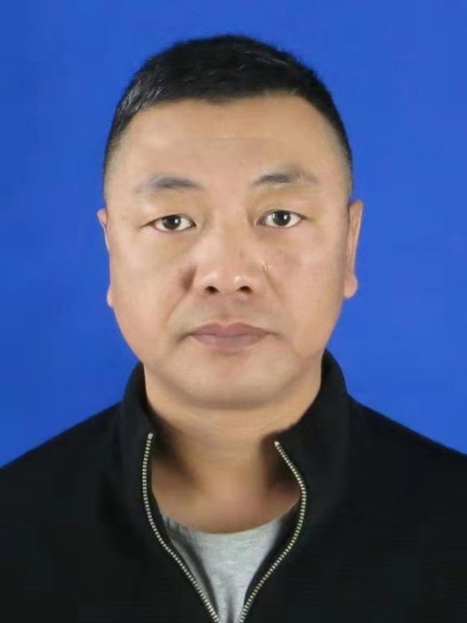 馬成龍(內蒙古自治區烏蘭察布市集寧區信訪局副局長) 馬成龍(內蒙古自治區烏蘭察布市集寧區信訪局副局長)