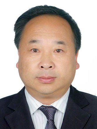 周立新(湖北省神農架林區人大常委會社會建設工作委員會副主任) 周立新(湖北省神農架林區人大常委會社會建設工作委員會副主任)