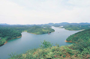 雲峰湖