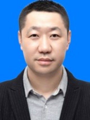 阮傑(瀘永江融合發展示範區(瀘州)管理委員會副主任) 阮傑(瀘永江融合發展示範區(瀘州)管理委員會副主任)