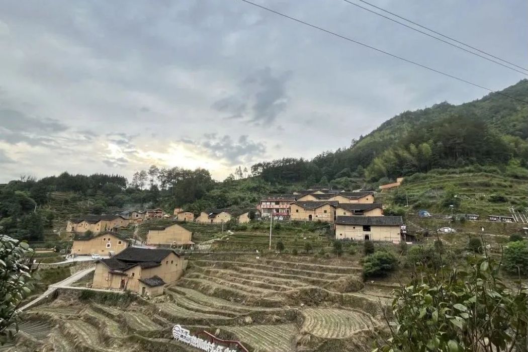 千義坑村 千義坑村