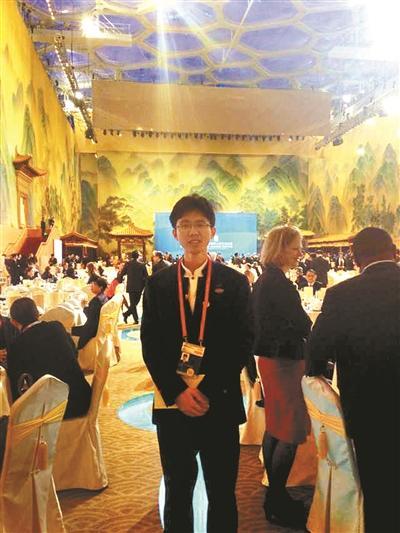 朱冠臻 朱冠臻