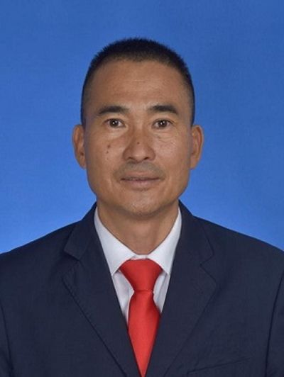 梁瀟(雲南省德宏州瑞麗市社會保險局局長)