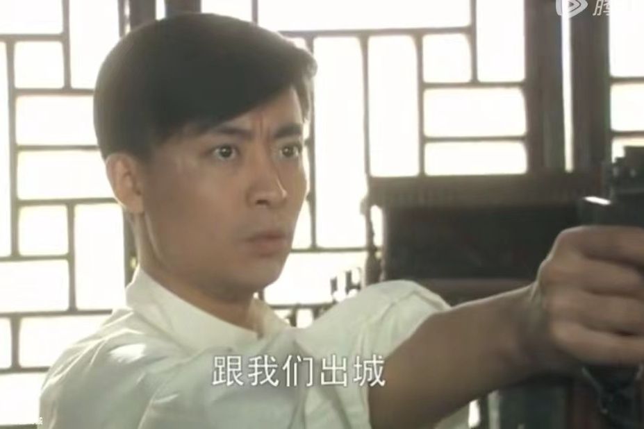 徐明春(年代戰爭劇《家仇》中的角色) 徐明春(年代戰爭劇《家仇》中的角色)
