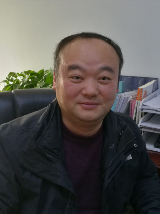 張坤(合肥市廬陽區園林綠化管理中心黨委委員、副主任) 張坤(合肥市廬陽區園林綠化管理中心黨委委員、副主任)