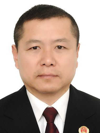 莊勇(江西省上饒市鉛山縣人民檢察院檢察委員會專職委員、一級檢察官) 莊勇(江西省上饒市鉛山縣人民檢察院檢察委員會專職委員、一級檢察官)