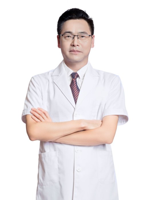 丁浩(武漢韓辰醫療美容醫院外科醫生) 丁浩(武漢韓辰醫療美容醫院外科醫生)