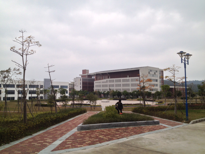 華南農業大學珠江學院圖書館