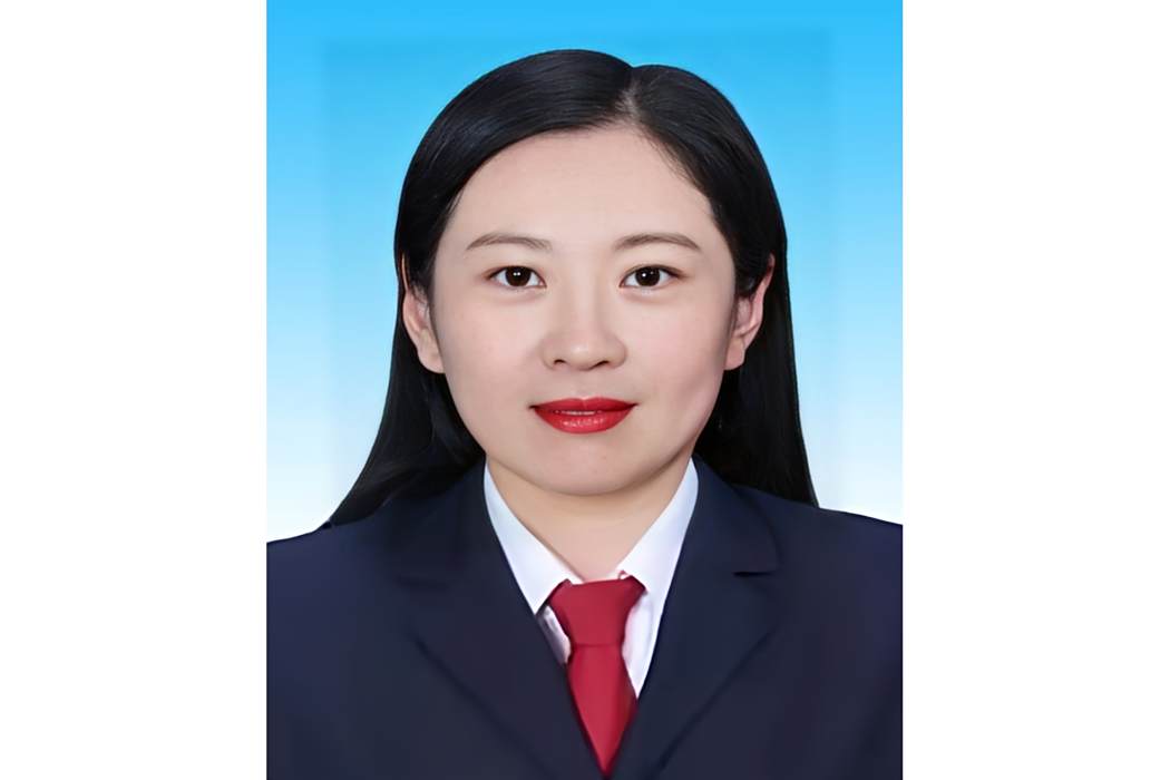 張芳(內蒙古自治區巴彥淖爾市杭錦後旗委編辦副主任)