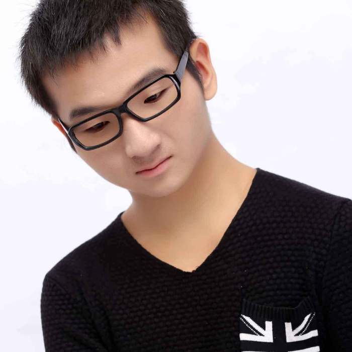 劉欣男(歌手)