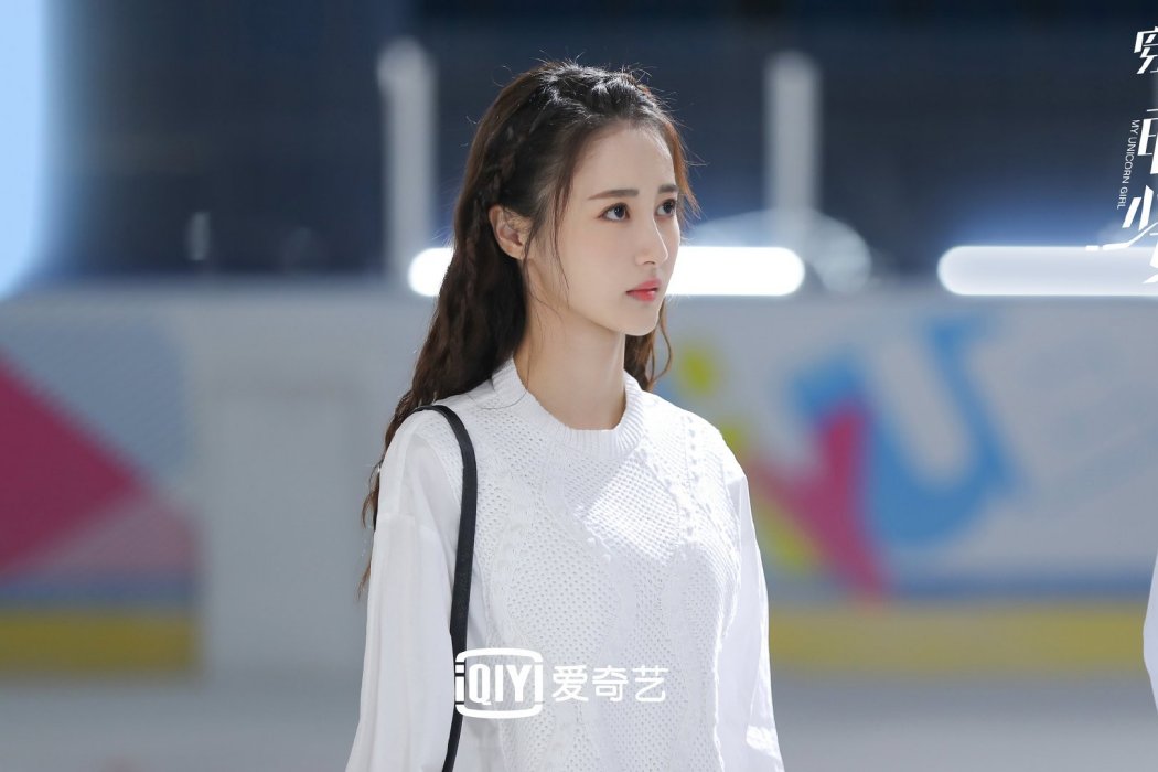 孟娜(2020年電視劇《穿盔甲的少女》中的角色) 孟娜(2020年電視劇《穿盔甲的少女》中的角色)