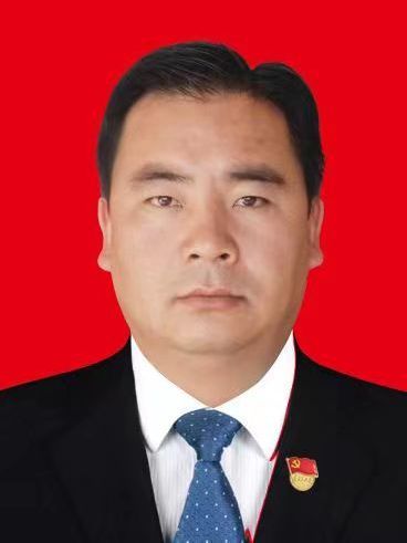 徐俊(雲南省迪慶藏族自治州維西傈僳族自治縣信訪局黨組書記、局長) 徐俊(雲南省迪慶藏族自治州維西傈僳族自治縣信訪局黨組書記、局長)
