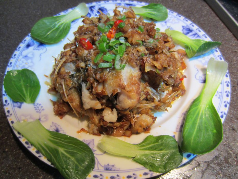 碎炒酥魚 碎炒酥魚