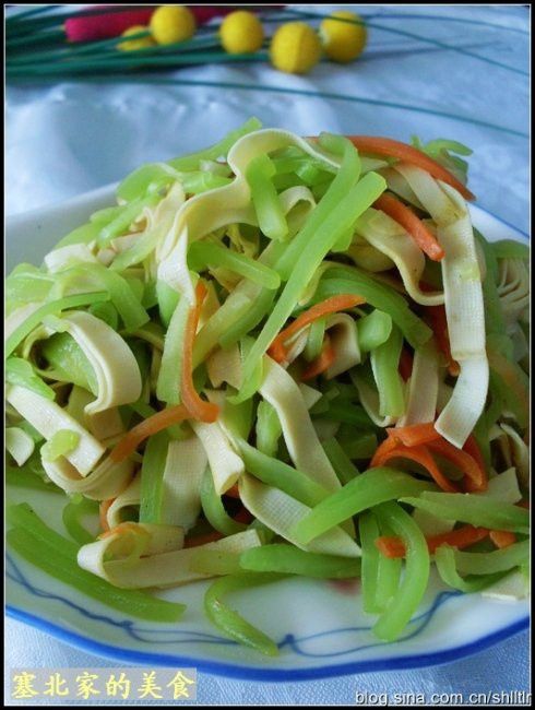 萵筍炒豆腐皮 萵筍炒豆腐皮