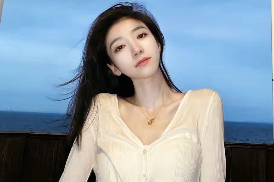 王格格(中國內地女演員) 王格格(中國內地女演員)