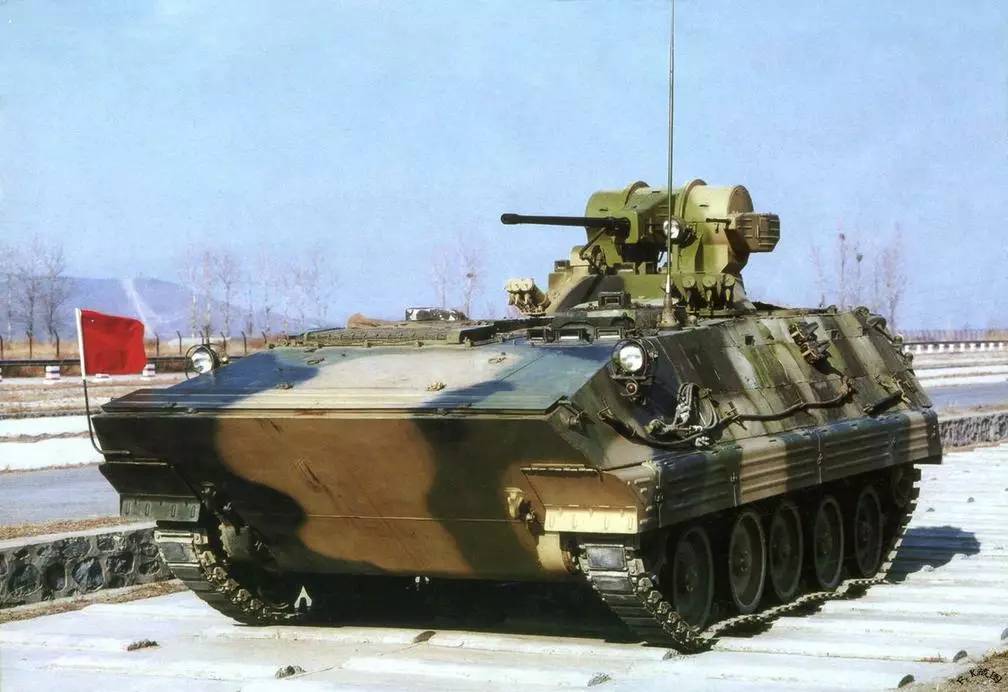 WZ505步兵戰車
