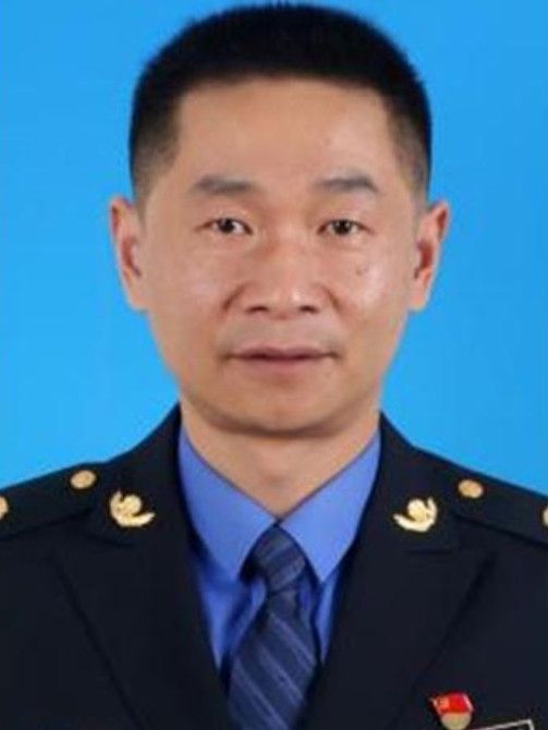 徐海華(浙江省嘉興市生態環境局海鹽分局黨組成員、副局長、二級主任科員) 徐海華(浙江省嘉興市生態環境局海鹽分局黨組成員、副局長、二級主任科員)