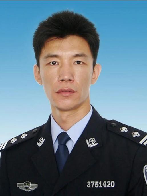 趙強(濟南監獄三監區副監區長) 趙強(濟南監獄三監區副監區長)
