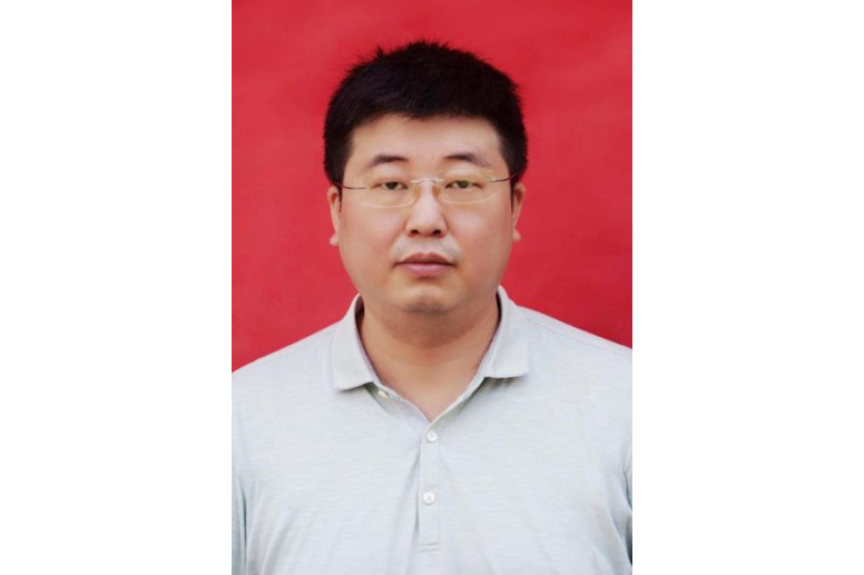 朱振華(湖南省湘潭市湘潭縣河口鎮黨委副書記、鎮長) 朱振華(湖南省湘潭市湘潭縣河口鎮黨委副書記、鎮長)