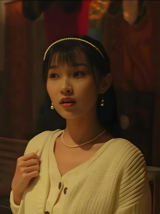 陳嘉欣(電視劇《我和我爸的18歲》角色) 陳嘉欣(電視劇《我和我爸的18歲》角色)