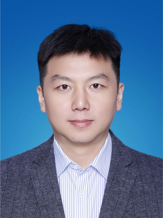 何暉(江西省上饒市餘干縣政府辦公室主任) 何暉(江西省上饒市餘干縣政府辦公室主任)