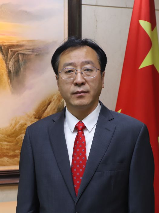 楊雲東(中華人民共和國駐喀拉蚩總領事) 楊雲東(中華人民共和國駐喀拉蚩總領事)