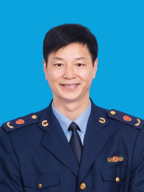 高志康(寧波市鄞州區市場監管局黨委委員、副局長) 高志康(寧波市鄞州區市場監管局黨委委員、副局長)