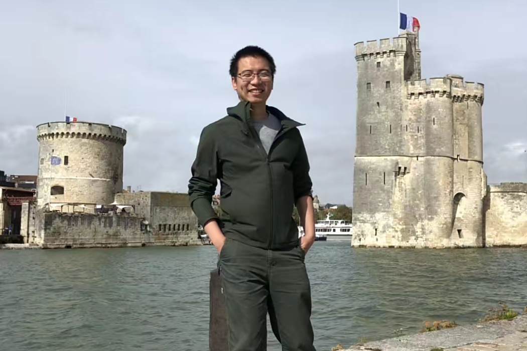 何明鍵 何明鍵