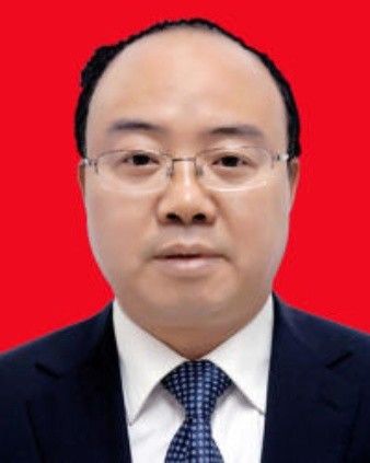 陳紅(民建安順市委專職副主委,安順市西秀區政協副主席,西秀區行政服務中心) 陳紅(民建安順市委專職副主委,安順市西秀區政協副主席,西秀區行政服務中心)
