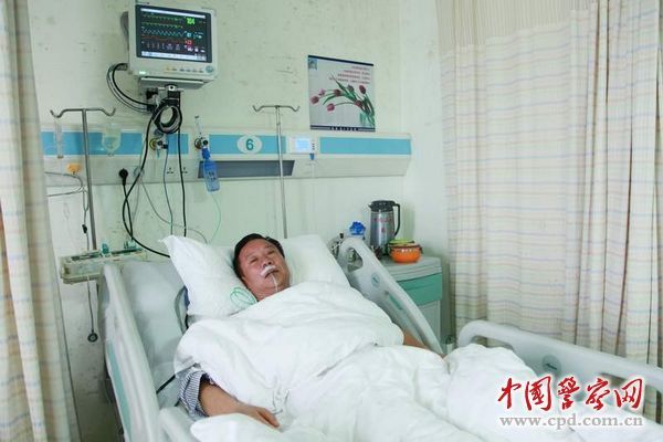 黃雙喜(海南省海口市公安局龍華分局治安大隊科員) 黃雙喜(海南省海口市公安局龍華分局治安大隊科員)
