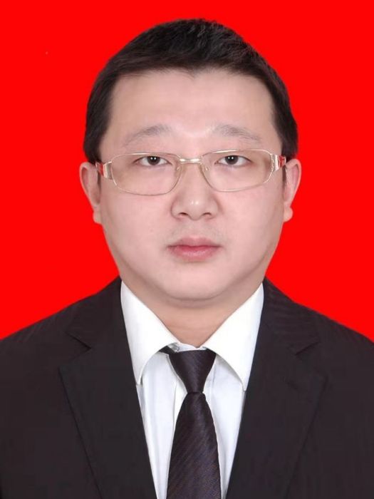 楊韜(青川縣住房和城鄉建設局班子成員、總工程師) 楊韜(青川縣住房和城鄉建設局班子成員、總工程師)