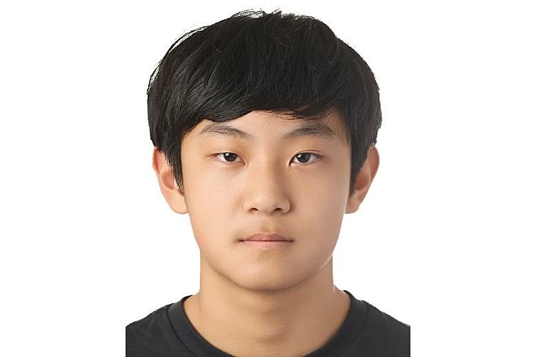 鄭智薰(韓國男性滑板運動員) 鄭智薰(韓國男性滑板運動員)